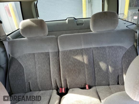 ✅ 2001 Chevrolet Blazer LT • VIN: 1GNDT13W81K210082 • Lot: 49107375. Wystawiony na Copart z przebiegiem 70 284 mil. Bezpłatny archiwum sprzedaży aukcyjnych z USA i szczegółowy raport historii pojazdu na DreamBid. Zdjęcie 10.