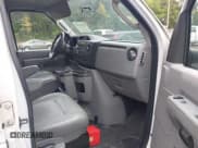 ✅ 2014 Ford Econoline Cargo Commercial • VIN: 1FTNS2EW0EDA98374 • Lot: 43121075. Wystawiony na IAAI z przebiegiem 159 540 mil. Bezpłatny archiwum sprzedaży aukcyjnych z USA i szczegółowy raport historii pojazdu na DreamBid. Zdjęcie 5.