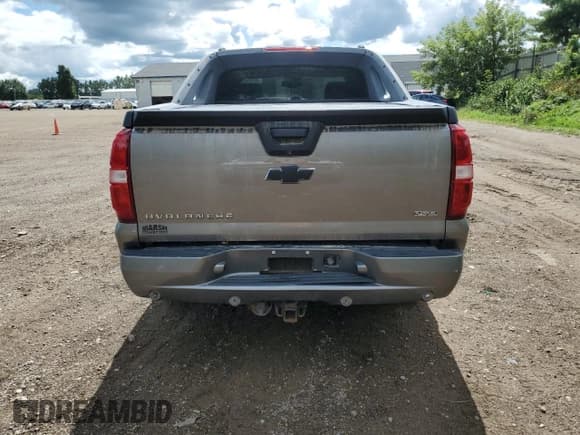 ✅ 2007 Chevrolet Avalanche 1LT • VIN: 3GNFK12357G187654 • Lot: 69783025. Listed on Copart with 253,040 mi. Free auction sales archive from the USA and detailed vehicle history report at DreamBid. Image 6.
