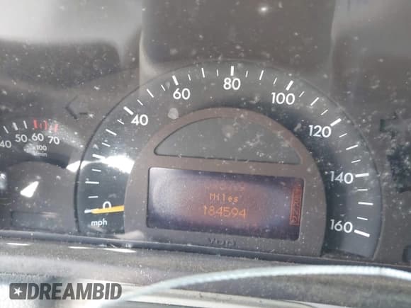 ✅ 2004 Mercedes-Benz C 320 • VIN: WDBRF64J04F551588 • Lot: 41971774. Wystawiony na IAAI z przebiegiem 184 594 mil. Bezpłatny archiwum sprzedaży aukcyjnych z USA i szczegółowy raport historii pojazdu na DreamBid. Zdjęcie 7.