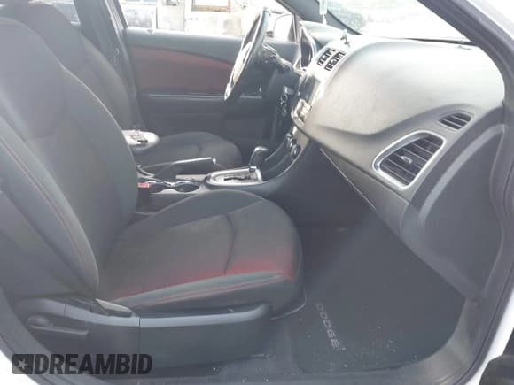 ✅ 2011 Dodge Avenger Heat • VIN: 1B3BD1FG7BN548981 • Lot: 43847563. Listed on IAAI with 134,277 mi. Free auction sales archive from the USA and detailed vehicle history report at DreamBid. Image 5.