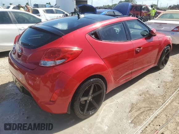 ✅ 2012 Hyundai Veloster w/Gray Int • VIN: KMHTC6AD6CU041458 • Lot: 75748714. Wystawiony na Copart z przebiegiem Nie podano. Bezpłatny archiwum sprzedaży aukcyjnych z USA i szczegółowy raport historii pojazdu na DreamBid. Zdjęcie 3.