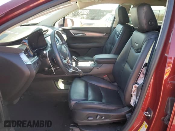 ✅ 2018 Cadillac XT5 Luxury FWD • VIN: 1GYKNCRS0JZ105631 • Lot: 66620615. Listed on Copart with 48,316 mi. Free auction sales archive from the USA and detailed vehicle history report at DreamBid. Image 7.