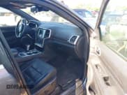 ✅ 2016 Jeep Grand Cherokee Overland • VIN: 1C4RJFCGXGC443961 • Lot: 42639434. Wystawiony na IAAI z przebiegiem 122 216 mil. Bezpłatny archiwum sprzedaży aukcyjnych z USA i szczegółowy raport historii pojazdu na DreamBid. Zdjęcie 5.