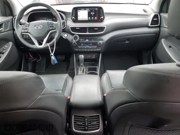 ✅ 2020 Hyundai Tucson SEL • VIN: KM8J3CAL9LU094555 • Lot: 85402385. Wystawiony na Copart z przebiegiem 97 313 mil. Bezpłatny archiwum sprzedaży aukcyjnych z USA i szczegółowy raport historii pojazdu na DreamBid. Zdjęcie 8.