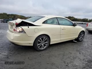✅ 2010 Volvo C70 • VIN: YV1672MC1AJ092229 • Lot: 90540015. Wystawiony na Copart z przebiegiem 169 405 mil. Bezpłatny archiwum sprzedaży aukcyjnych z USA i szczegółowy raport historii pojazdu na DreamBid. Zdjęcie 3.