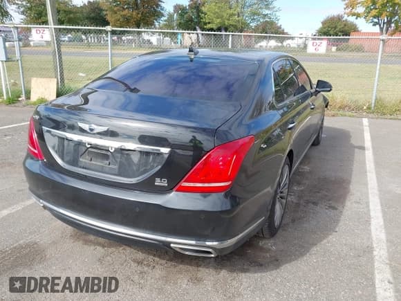 ✅ 2019 Genesis G90 Ultimate • VIN: KMHG54JH5KU052811 • Лот: 43408825. Опубликован ранее на IAAI с пробегом 94 675 миль. Бесплатный доступ к архиву аукционных продаж из США и подробный отчёт об истории автомобиля на DreamBid. Изображение 4.