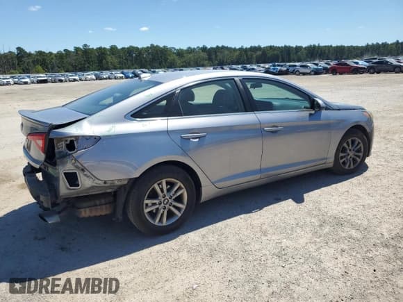 ✅ 2015 Hyundai Sonata SE • VIN: 5NPE24AF8FH245036 • Лот: 70535115. Опубликован ранее на Copart с пробегом 373 457 миль. Бесплатный доступ к архиву аукционных продаж из США и подробный отчёт об истории автомобиля на DreamBid. Изображение 3.