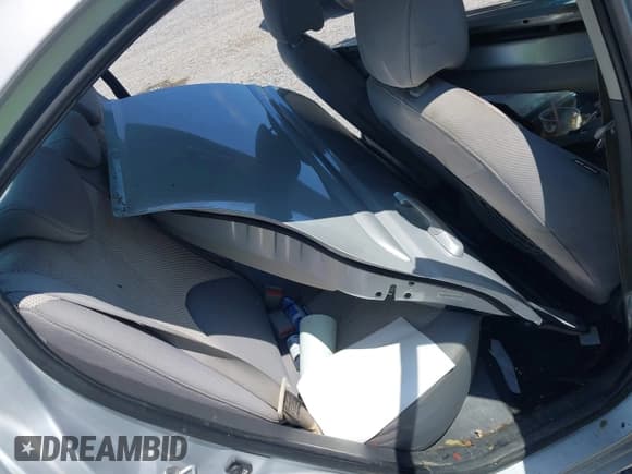 ✅ 2010 Hyundai Accent GLS • VIN: KMHCN4AC3AU467949 • Лот: 42688761. Опубликован ранее на IAAI с пробегом 174 454 миль. Бесплатный доступ к архиву аукционных продаж из США и подробный отчёт об истории автомобиля на DreamBid. Изображение 8.