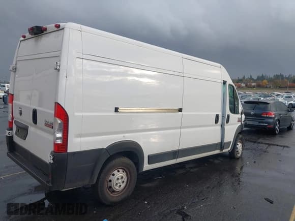 ✅ 2022 Ram ProMaster Cargo • VIN: 3C6LRVDG6NE128644 • Lot: 43629800. Wystawiony na IAAI z przebiegiem 40 928 mil. Bezpłatny archiwum sprzedaży aukcyjnych z USA i szczegółowy raport historii pojazdu na DreamBid. Zdjęcie 4.