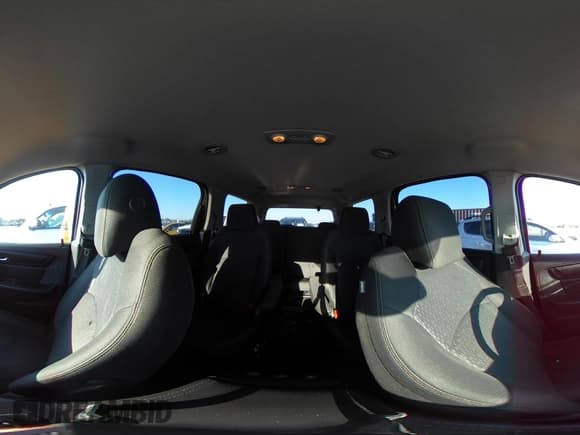 ✅ 2015 GMC Acadia SLE • VIN: 1GKKRPKD9FJ153071 • Lot: 42832716. Wystawiony na IAAI z przebiegiem 251 476 mil. Bezpłatny archiwum sprzedaży aukcyjnych z USA i szczegółowy raport historii pojazdu na DreamBid. Zdjęcie 18.