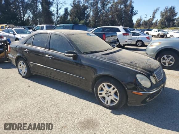 ✅ 2005 Mercedes-Benz E 320 • VIN: WDBUF65J15A649763 • Лот: 82385215. Опубликован ранее на Copart с пробегом Не указан. Бесплатный доступ к архиву аукционных продаж из США и подробный отчёт об истории автомобиля на DreamBid. Изображение 4.