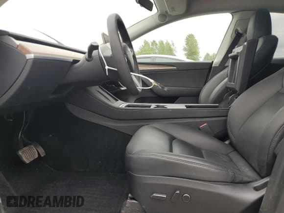 ✅ 2023 Tesla Model Y Long Range • VIN: 7SAYGDEE3PF751019 • Лот: 57972885. Опубликован ранее на Copart с пробегом 24 591 миль. Бесплатный доступ к архиву аукционных продаж из США и подробный отчёт об истории автомобиля на DreamBid. Изображение 7.