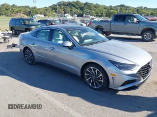 ✅ 2023 Hyundai Sonata Limited • VIN: KMHL34J24PA318053 • Лот: 43405559. Опубликован ранее на IAAI с пробегом 27 074 миль. Бесплатный доступ к архиву аукционных продаж из США и подробный отчёт об истории автомобиля на DreamBid. Изображение 1.