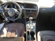 ✅ 2013 Audi A5 Premium Plus • VIN: WAULFAFR5DA047173 • Lot: 86490405. Wystawiony na Copart z przebiegiem 139 674 mil. Bezpłatny archiwum sprzedaży aukcyjnych z USA i szczegółowy raport historii pojazdu na DreamBid. Zdjęcie 8.