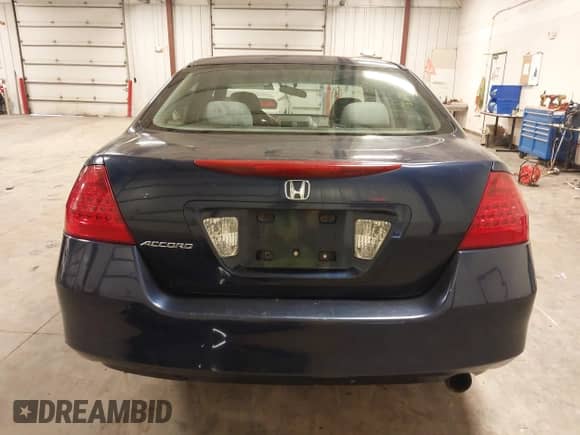 2006 Honda Accord VP with VIN 1HGCM56166A142954, listed as a IAAI auction lot 42617460 with 165,474 mi miles and . Bid and sale history available at DreamBid. Image 17.