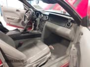 ✅ 2008 Ford Mustang Deluxe • VIN: 1ZVHT84N785134563 • Лот: 42647056. Опубликован ранее на IAAI с пробегом 130 875 миль. Бесплатный доступ к архиву аукционных продаж из США и подробный отчёт об истории автомобиля на DreamBid. Изображение 5.