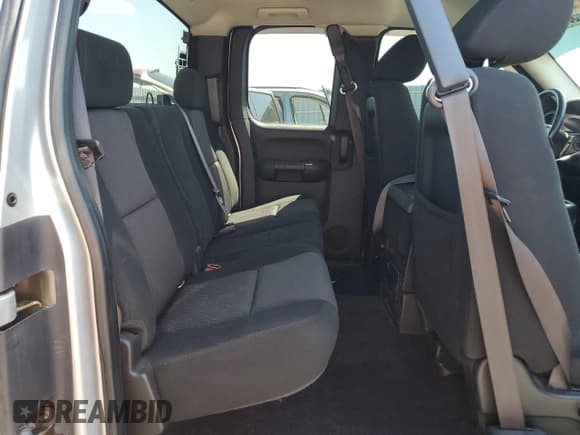 ✅ 2010 Chevrolet Silverado 1500 LT • VIN: 1GCSCSE06AZ209082 • Lot: 58145445. Listed on Copart with 145,718 mi. Free auction sales archive from the USA and detailed vehicle history report at DreamBid. Image 10.