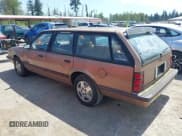 ✅ 1988 Chevrolet Celebrity • VIN: 1G1AW81W0J6173951 • Лот: 42173499. Опубликован ранее на IAAI с пробегом 93 453 миль. Бесплатный доступ к архиву аукционных продаж из США и подробный отчёт об истории автомобиля на DreamBid. Изображение 3.