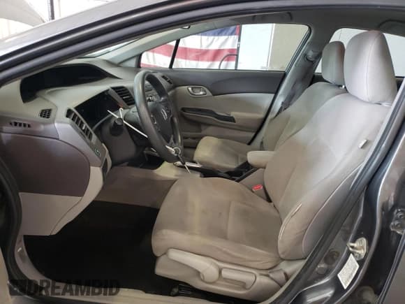 ✅ 2012 Honda Civic LX • VIN: 19XFB2F50CE024359 • Лот: 66229595. Опубликован ранее на Copart с пробегом 160 285 миль. Бесплатный доступ к архиву аукционных продаж из США и подробный отчёт об истории автомобиля на DreamBid. Изображение 7.