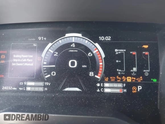 ✅ 2022 Toyota Tundra Platinum • VIN: 5TFNA5DB2NX033320 • Лот: 42793462. Опубликован ранее на IAAI с пробегом 24 032 миль. Бесплатный доступ к архиву аукционных продаж из США и подробный отчёт об истории автомобиля на DreamBid. Изображение 7.