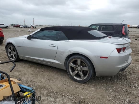 ✅ 2011 Chevrolet Camaro • VIN: 2G1FJ3DJ6B9202869 • Лот: 51621505. Опубликован ранее на Copart с пробегом 96 611 миль. Бесплатный доступ к архиву аукционных продаж из США и подробный отчёт об истории автомобиля на DreamBid. Изображение 2.