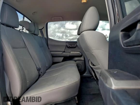 ✅ 2018 Toyota Tacoma TRD Sport • VIN: 3TMAZ5CN5JM066203 • Lot: 93886135. Listed on Copart with 83,867 mi. Free auction sales archive from the USA and detailed vehicle history report at DreamBid. Image 10.