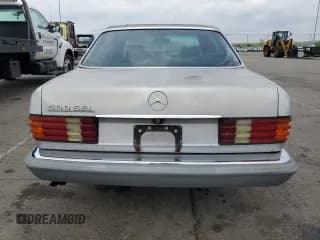 ✅ 1985 Mercedes-Benz 380 • VIN: WDBCA32C1FA105232 • Lot: 55124875. Listed on Copart with 150,676 mi. Free auction sales archive from the USA and detailed vehicle history report at DreamBid. Image 6.