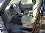 ✅ 2007 Jeep Liberty Limited • VIN: 1J4GK58K57W545530 • Lot: 86285824. Wystawiony na Copart z przebiegiem 141 007 mil. Bezpłatny archiwum sprzedaży aukcyjnych z USA i szczegółowy raport historii pojazdu na DreamBid. Zdjęcie 7.