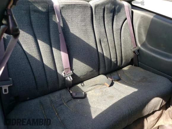 ✅ 2005 Chevrolet Cavalier • VIN: 1G1JC12F057106586 • Lot: 58269535. Listed on Copart with 174,182 mi. Free auction sales archive from the USA and detailed vehicle history report at DreamBid. Image 10.