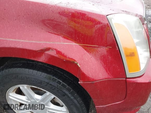 ✅ 2004 Cadillac SRX • VIN: 1GYEE637440162877 • Lot: 42451422. Listed on IAAI with 60,000 mi. Free auction sales archive from the USA and detailed vehicle history report at DreamBid. Image 6.
