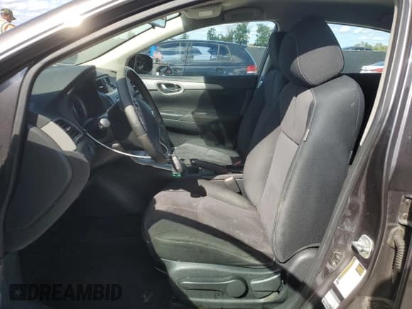 ✅ 2015 Nissan Sentra S • VIN: 3N1AB7AP8FY342770 • Lot: 85206845. Wystawiony na Copart z przebiegiem 98 572 mil. Bezpłatny archiwum sprzedaży aukcyjnych z USA i szczegółowy raport historii pojazdu na DreamBid. Zdjęcie 7.