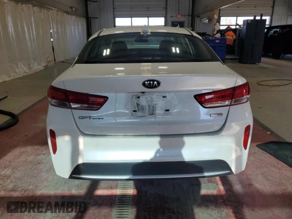 ✅ 2017 Kia Optima • VIN: KNAGT4LE3H5018637 • Лот: 82246435. Опубликован ранее на Copart с пробегом Не указан. Бесплатный доступ к архиву аукционных продаж из США и подробный отчёт об истории автомобиля на DreamBid. Изображение 6.