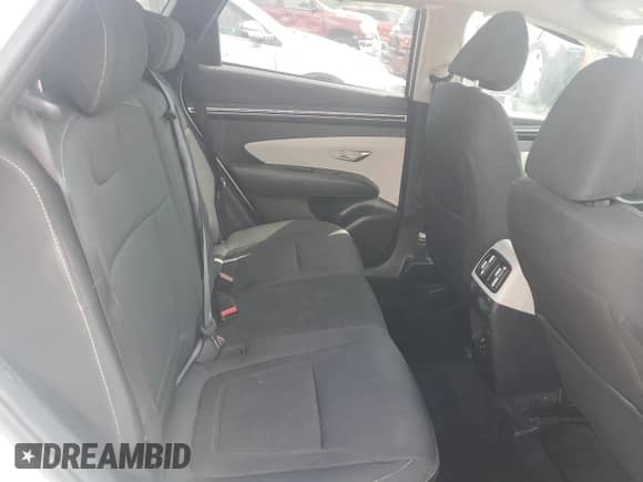 2022 Hyundai Tucson SEL z VIN 5NMJBCAE7NH158202, wystawiony jako Copart lot #68732365 z przebiegiem 43 605 mil mil oraz Szkoda całkowita • Salvage title. Historia ofert i sprzedaży dostępna na DreamBid. Obrazek 11.