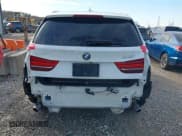 ✅ 2015 BMW X5 xDrive35d • VIN: 5UXKS4C5XF0N06024 • Lot: 43674507. Listed on IAAI with 140,657 mi. Free auction sales archive from the USA and detailed vehicle history report at DreamBid. Image 6.