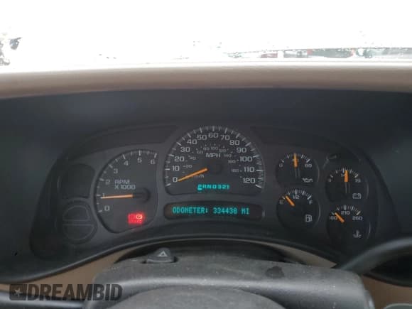 ✅ 2003 Chevrolet Suburban LS • VIN: 3GNEC16T93G145517 • Лот: 42450085. Опубликован ранее на Copart с пробегом 334 438 миль. Бесплатный доступ к архиву аукционных продаж из США и подробный отчёт об истории автомобиля на DreamBid. Изображение 9.