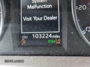 ✅ 2018 Toyota RAV4 XLE • VIN: JTMRFREV2JJ231749 • Лот: 43599708. Опубликован ранее на IAAI с пробегом 103 224 миль. Бесплатный доступ к архиву аукционных продаж из США и подробный отчёт об истории автомобиля на DreamBid. Изображение 16.