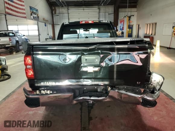 ✅ 2017 Chevrolet Silverado 1500 LT • VIN: 1GCVKREC9HZ197524 • Lot: 91223565. Listed on Copart with 129,594 mi. Free auction sales archive from the USA and detailed vehicle history report at DreamBid. Image 6.