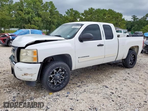 ✅ 2010 Chevrolet Silverado 1500 LT • VIN: 1GCSCSEA4AZ230831 • Lot: 60855475. Wystawiony na Copart z przebiegiem 268 610 mil. Bezpłatny archiwum sprzedaży aukcyjnych z USA i szczegółowy raport historii pojazdu na DreamBid. Zdjęcie 1.