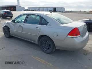 2007 Chevrolet Impala LS z VIN 2G1WB58K479313634, wystawiony jako IAAI lot #43420723 z przebiegiem 207 927 mil mil oraz . Historia ofert i sprzedaży dostępna na DreamBid. Obrazek 3.