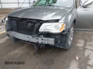 ✅ 2012 Chrysler 300 C • VIN: 2C3CCAET4CH283701 • Lot: 42540397. Listed on IAAI with 141,076 mi. Free auction sales archive from the USA and detailed vehicle history report at DreamBid. Image 6.