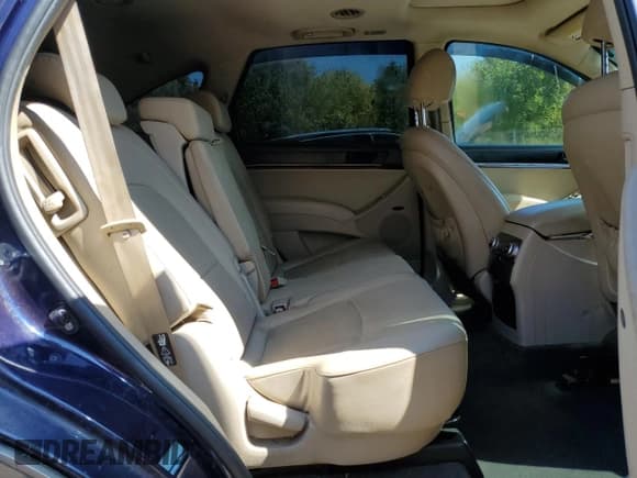 ✅ 2011 Hyundai Veracruz Limited • VIN: KM8NU4CC4BU156721 • Lot: 80758865. Listed on Copart with 134,174 mi. Free auction sales archive from the USA and detailed vehicle history report at DreamBid. Image 11.