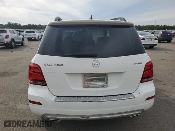 ✅ 2015 Mercedes-Benz GLK 350 • VIN: WDCGG8JB5FG345026 • Lot: 84378795. Listed on Copart with 111,520 mi. Free auction sales archive from the USA and detailed vehicle history report at DreamBid. Image 6.