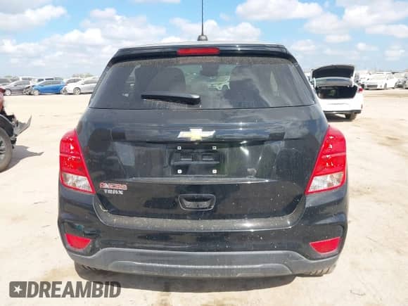 2019 Chevrolet Trax LS with VIN 3GNCJKSBXKL373323, listed as a IAAI auction lot 43242488 with 88,811 mi miles and . Bid and sale history available at DreamBid. Image 15.