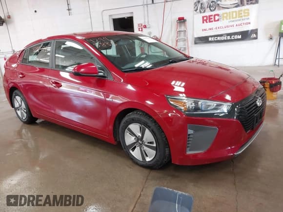 ✅ 2019 Hyundai Ioniq Blue • VIN: KMHC65LC7KU180230 • Lot: 42995835. Wystawiony na IAAI z przebiegiem 159 325 mil. Bezpłatny archiwum sprzedaży aukcyjnych z USA i szczegółowy raport historii pojazdu na DreamBid. Zdjęcie 1.