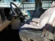 ✅ 2001 Chevrolet Suburban LS • VIN: 1GNEC16T61J224445 • Лот: 45307545. Опубликован ранее на Copart с пробегом 353 264 миль. Бесплатный доступ к архиву аукционных продаж из США и подробный отчёт об истории автомобиля на DreamBid. Изображение 7.