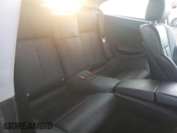 ✅ 2006 BMW 6 Series 650Ci • VIN: WBAEH13466CR51083 • Lot: 88897625. Listed on Copart with 138,958 mi. Free auction sales archive from the USA and detailed vehicle history report at DreamBid. Image 10.