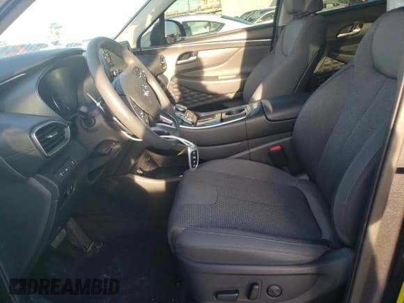 ✅ 2021 Hyundai Santa Fe SEL • VIN: 5NMS2DAJ6MH351860 • Lot: 38989994. Wystawiony na Copart z przebiegiem 13 938 mil. Bezpłatny archiwum sprzedaży aukcyjnych z USA i szczegółowy raport historii pojazdu na DreamBid. Zdjęcie 7.