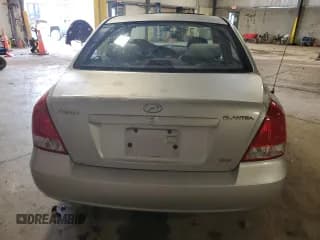 ✅ 2003 Hyundai Elantra GLS • VIN: KMHDN45D93U562512 • Lot: 51819035. Wystawiony na Copart z przebiegiem 81 035 mil. Bezpłatny archiwum sprzedaży aukcyjnych z USA i szczegółowy raport historii pojazdu na DreamBid. Zdjęcie 6.