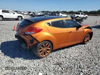 2013 Hyundai Veloster w/Black Int с VIN KMHTC6AD2DU156852, выставлен на аукционе Copart как лот 82449685 с пробегом 106 546 миль миль и Чистый • Clean title. История ставок и продаж доступна на DreamBid. Изображение 3.